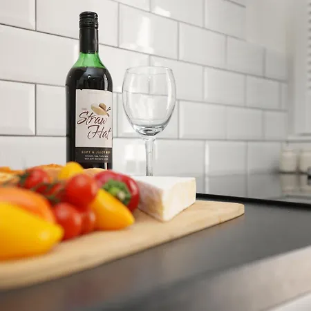 Newly Refurbed With Garden By N And N Ltd, Close To Vibrant Gloucester Rd With Plenty Of Restaurants And Shops Near By, Free On Street Parking *