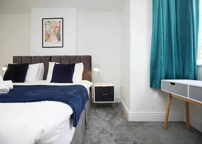 North Rd With Garden By N And N Ltd, Close To Vibrant Gloucester Rd With Plenty Of Restaurants And Shops Near By, Free On Street Parking *