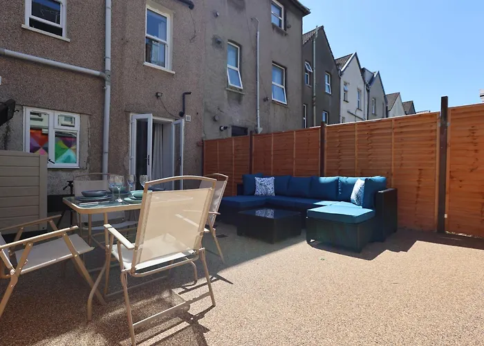 North Rd With Garden By N And N Ltd, Close To Vibrant Gloucester Rd With Plenty Of Restaurants And Shops Near By, Free On Street Parking Bristol