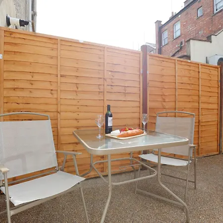 Newly Refurbed With Garden By N And N Ltd, Close To Vibrant Gloucester Rd With Plenty Of Restaurants And Shops Near By, Free On Street Parking Bristol